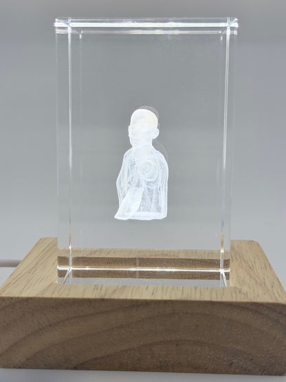 3D-Kristall Portrait "Dart-Spieler" (K9 Glas, 50x50x80mm, beleuchtet)
